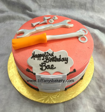 Tools on Round Cake
