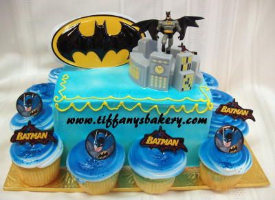 Sheet Cake with Cupcakes